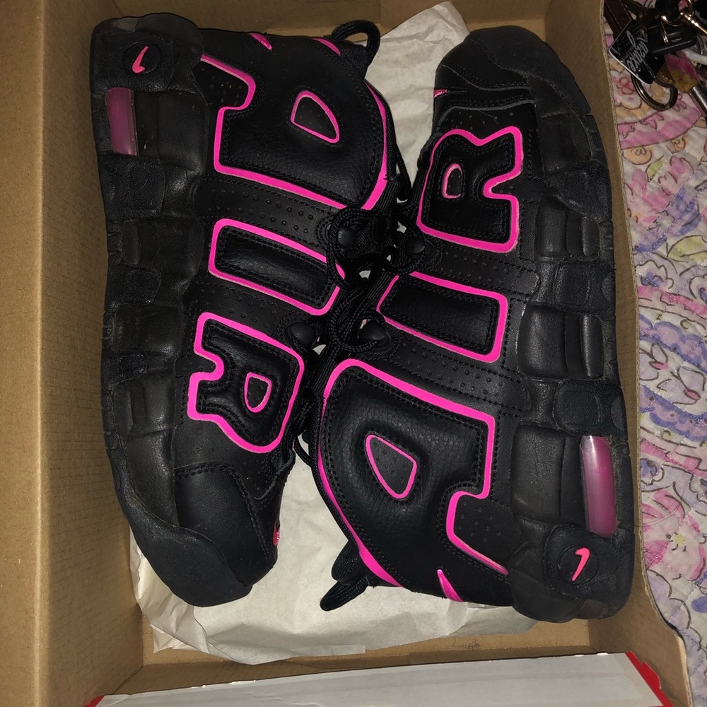 Uptempos NEW with box NIKE